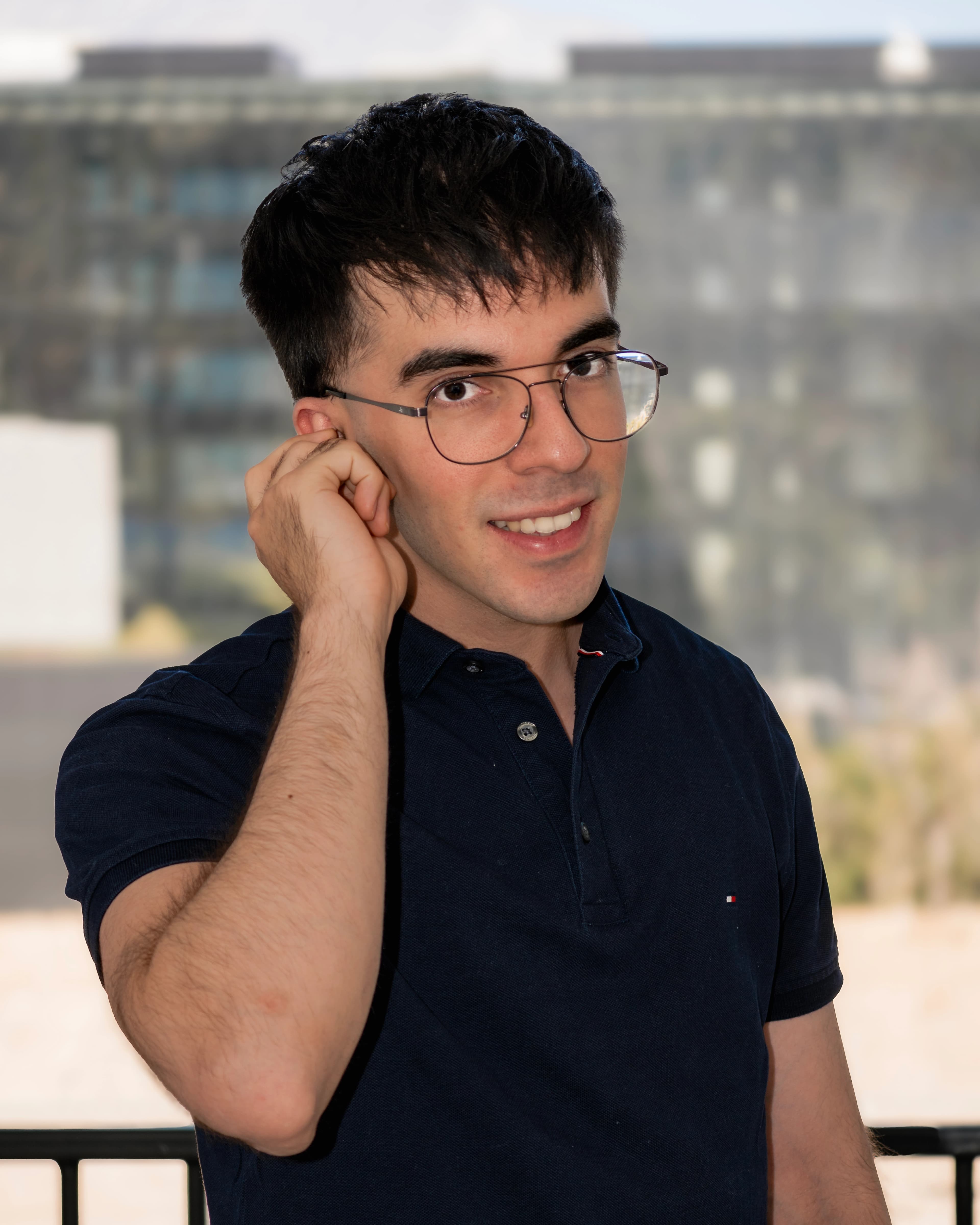Hola, soy Alexander.